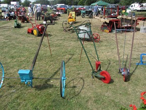 Old Farm Machinery Old Farm Machinery