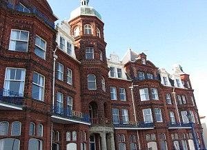 Hotel de Paris overlooking the Pier and the sea in Cromer