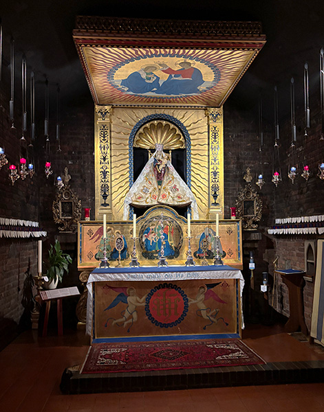 The Anglican Shrine of Our Lady of Walsingham The Anglican Shrine of Our Lady of Walsingham