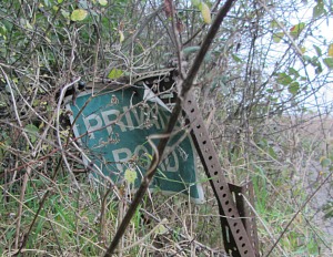 Badly signed Private Road! Badly signed Private Road!