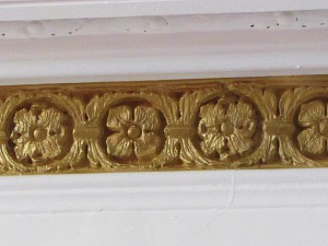 Cornicing in the dining room Cornicing in the dining room