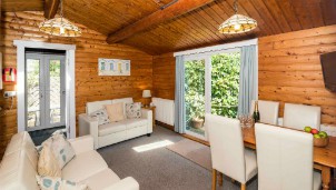 The sitting room in Pine Lodge