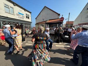 Sheringham 1940s weekend dancers jitterbug