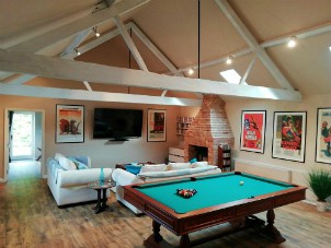 The Picture House snooker and sitting room